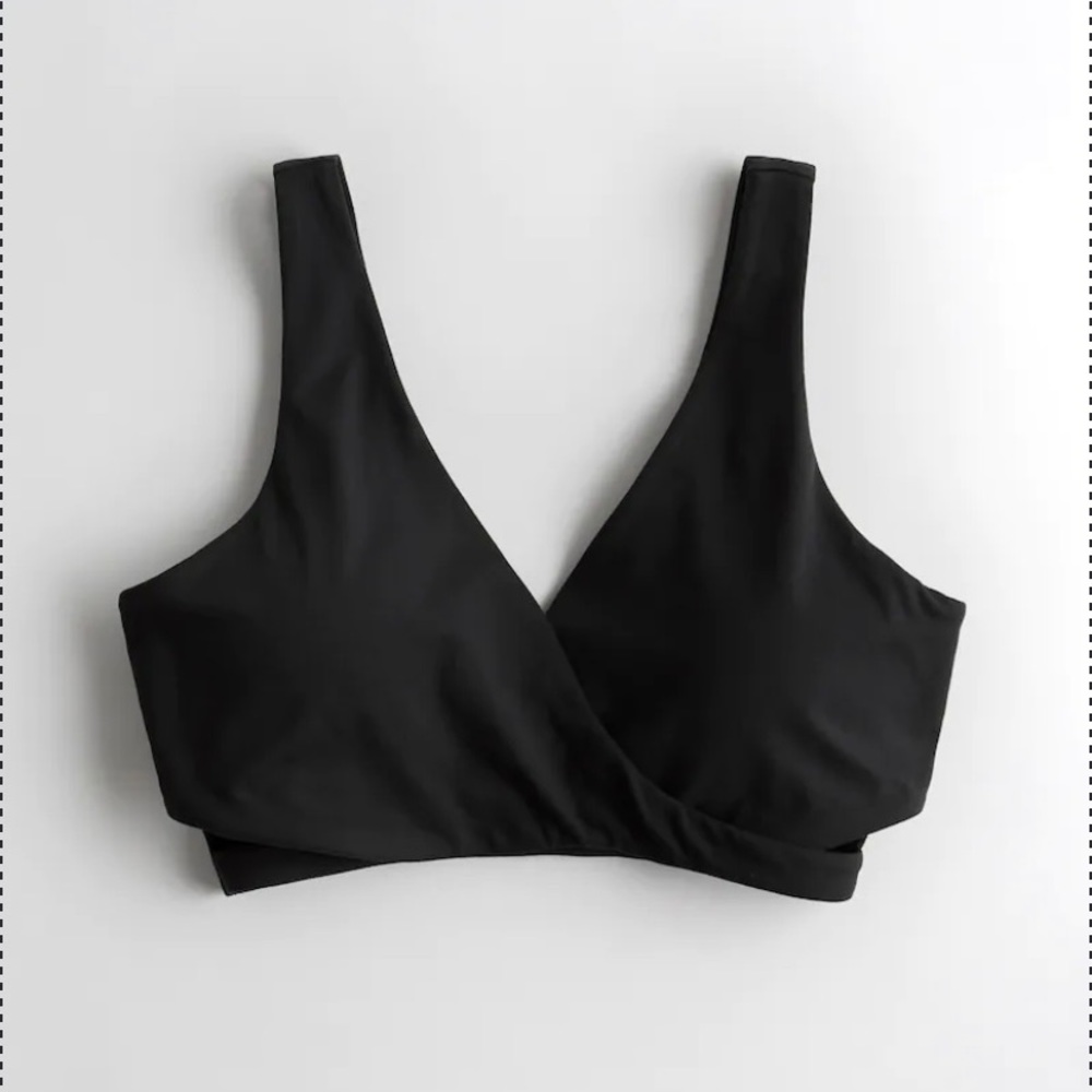 Hollister sports bra medium
